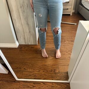 ☀️ Levi’s Distressed Light Blue Women's Jeans
